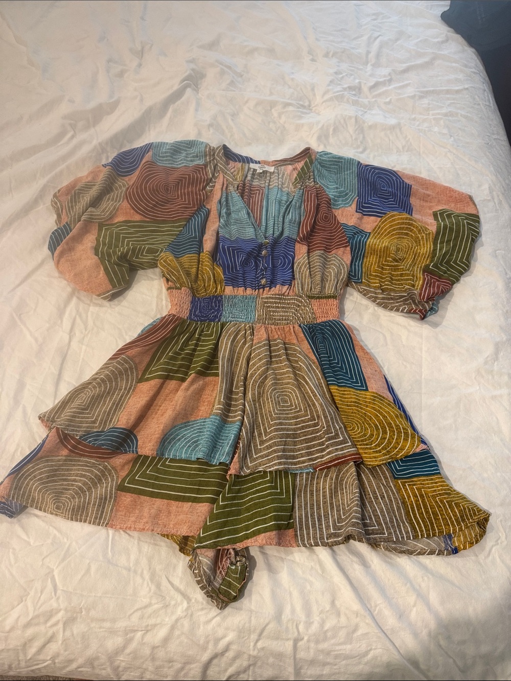 entro Multicolor Geometric Puff Sleeve Romper